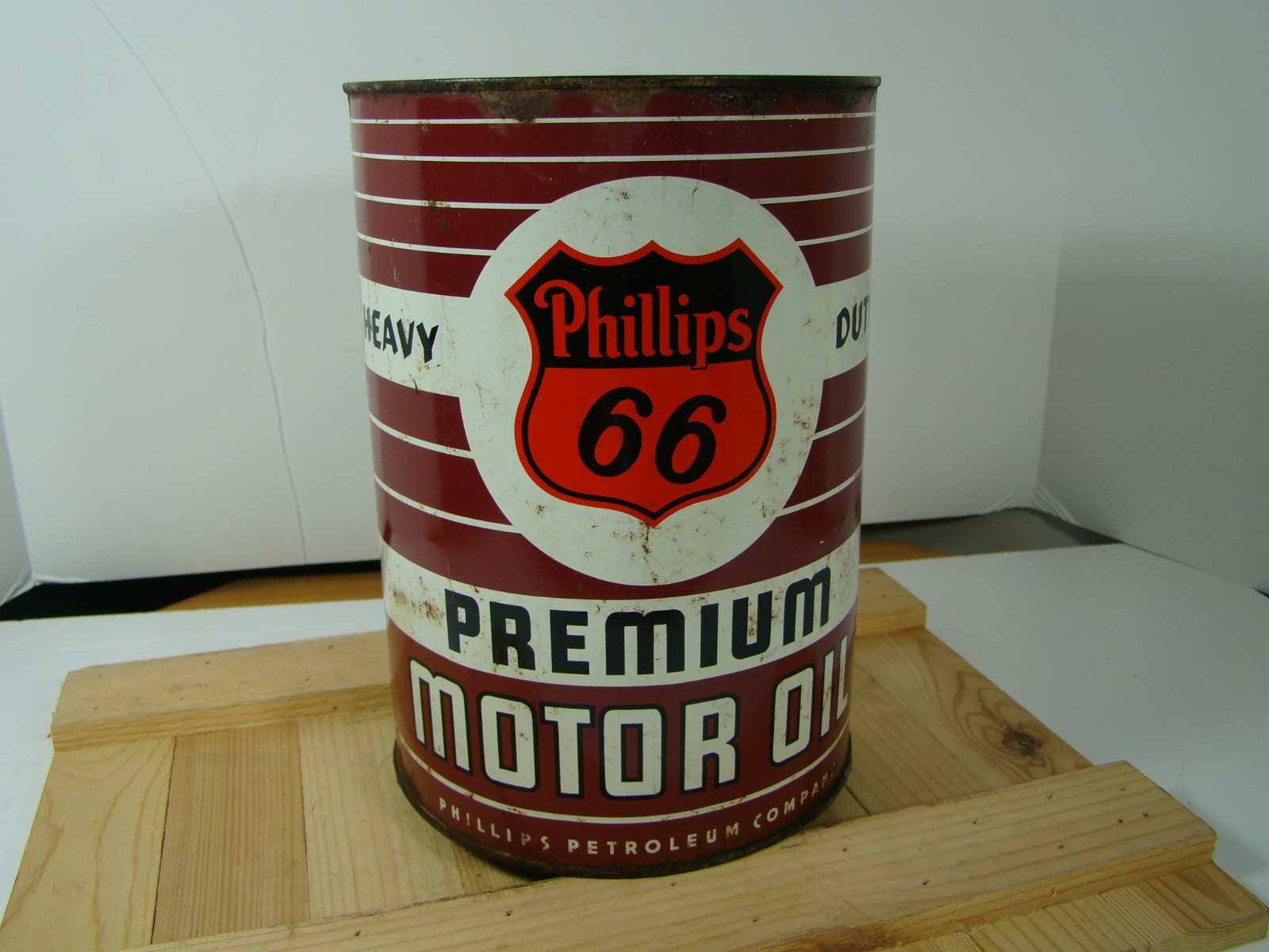 Vintage 5 Qt Phillips 66 Premium Motor Oil Tin Can Gas Service Station