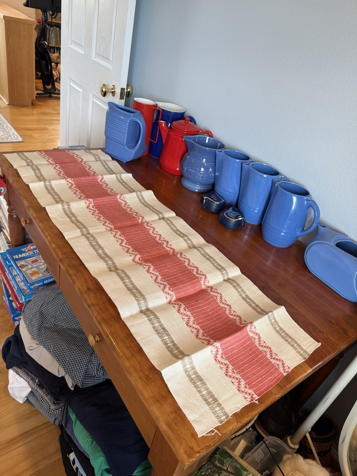 Swedish Scandinavian vintage handwoven linen table runner 15