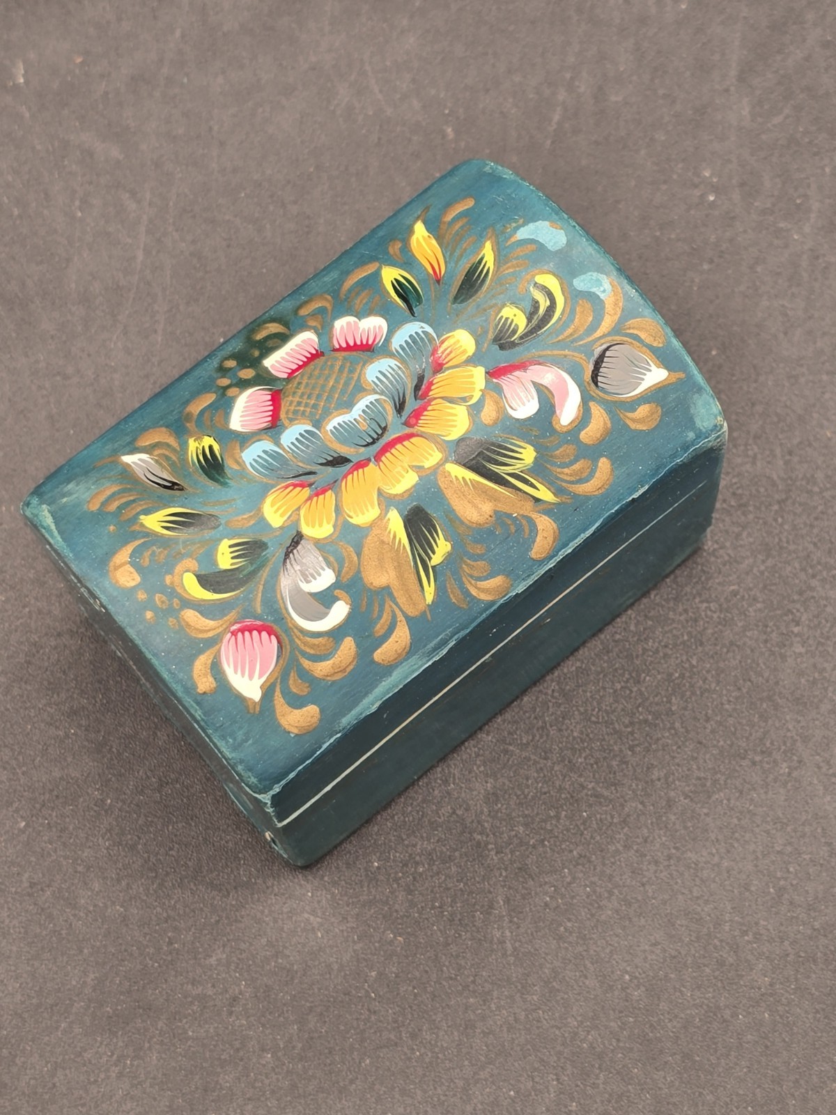 Vintage Tole Hand Painted Wood Trinket Box Handmade Hinged Dome Lid Blue 2.5x2\