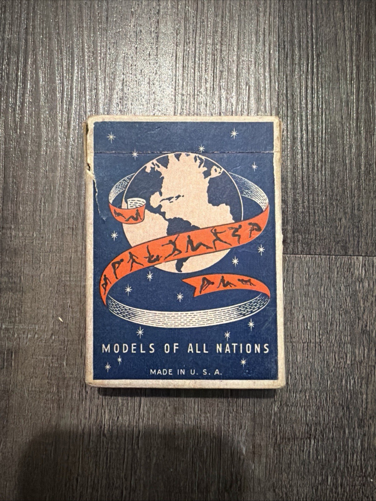 Vintage 40s Playing Cards Exotic Models of All Nations Betty White 52 (CB6)