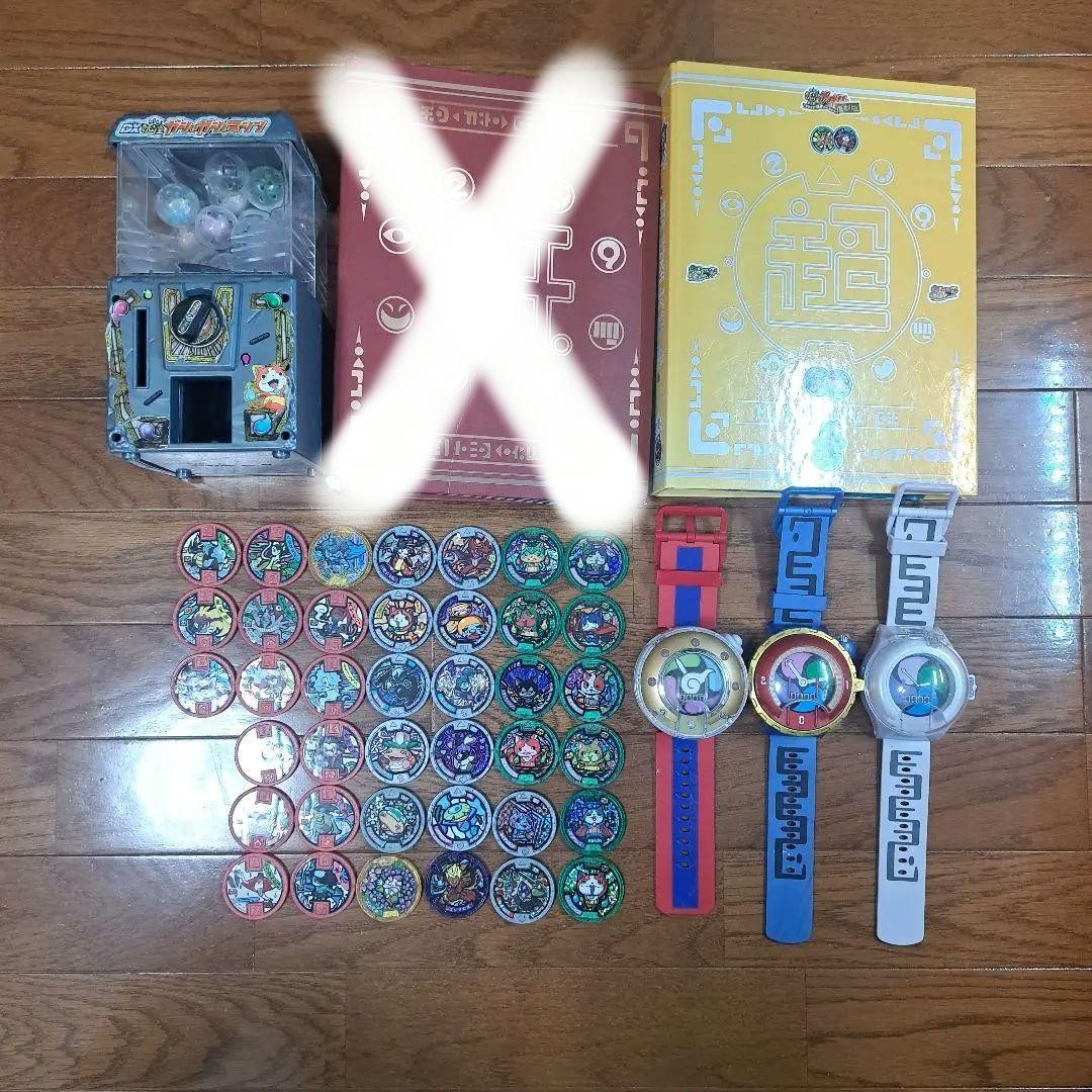 Yo-kai Watch DX Toy and Medal Mixed Lot Collectible 15+ Yo-kai Watch DX Toy and Medal Mixed Lot Collectible 15+