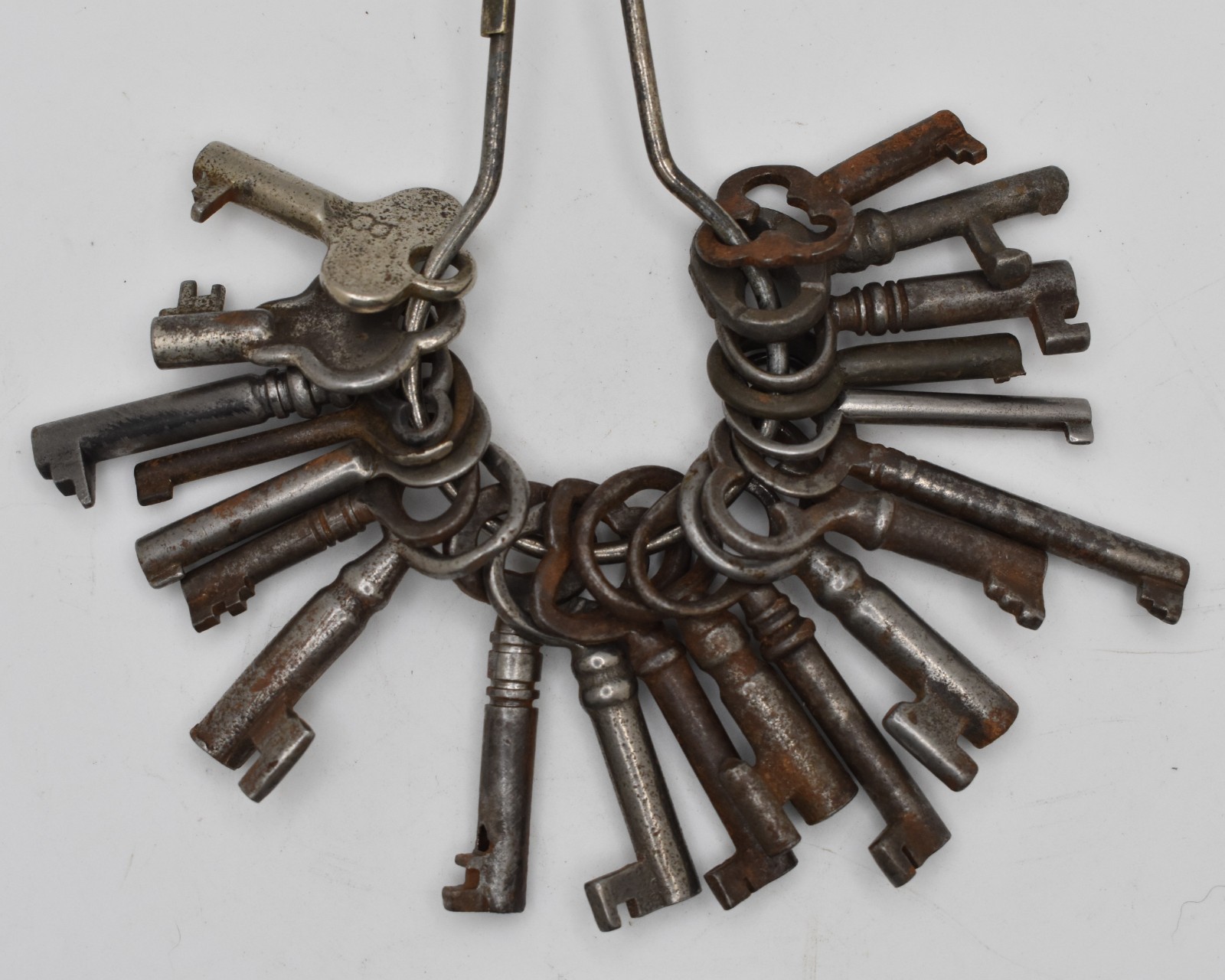 Lot of 20 Antique Vintage Hollow Barrel Keys
