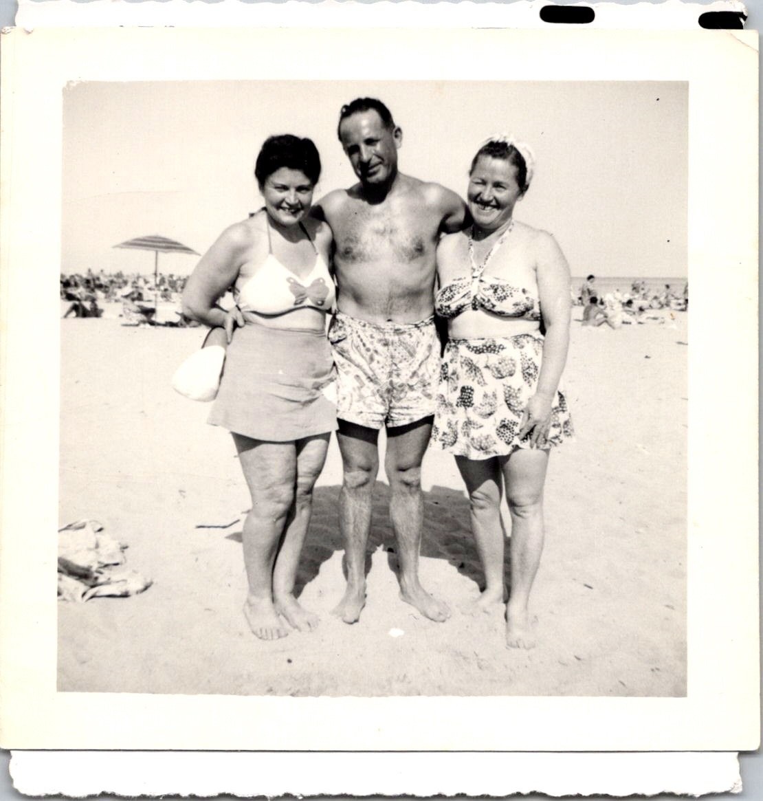 Vintage 1953 Beach Photo Man Two Women Swimsuits Handwritten Nords Summer