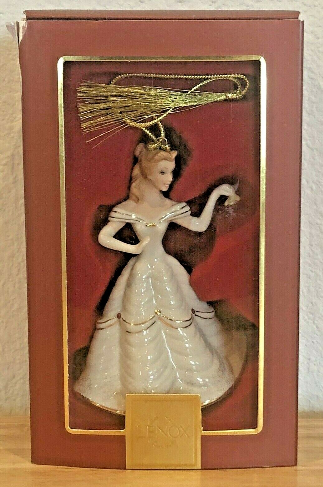 RARE DISNEY LENOX SHOWCASE BEAUTY AND THE BEAST 
