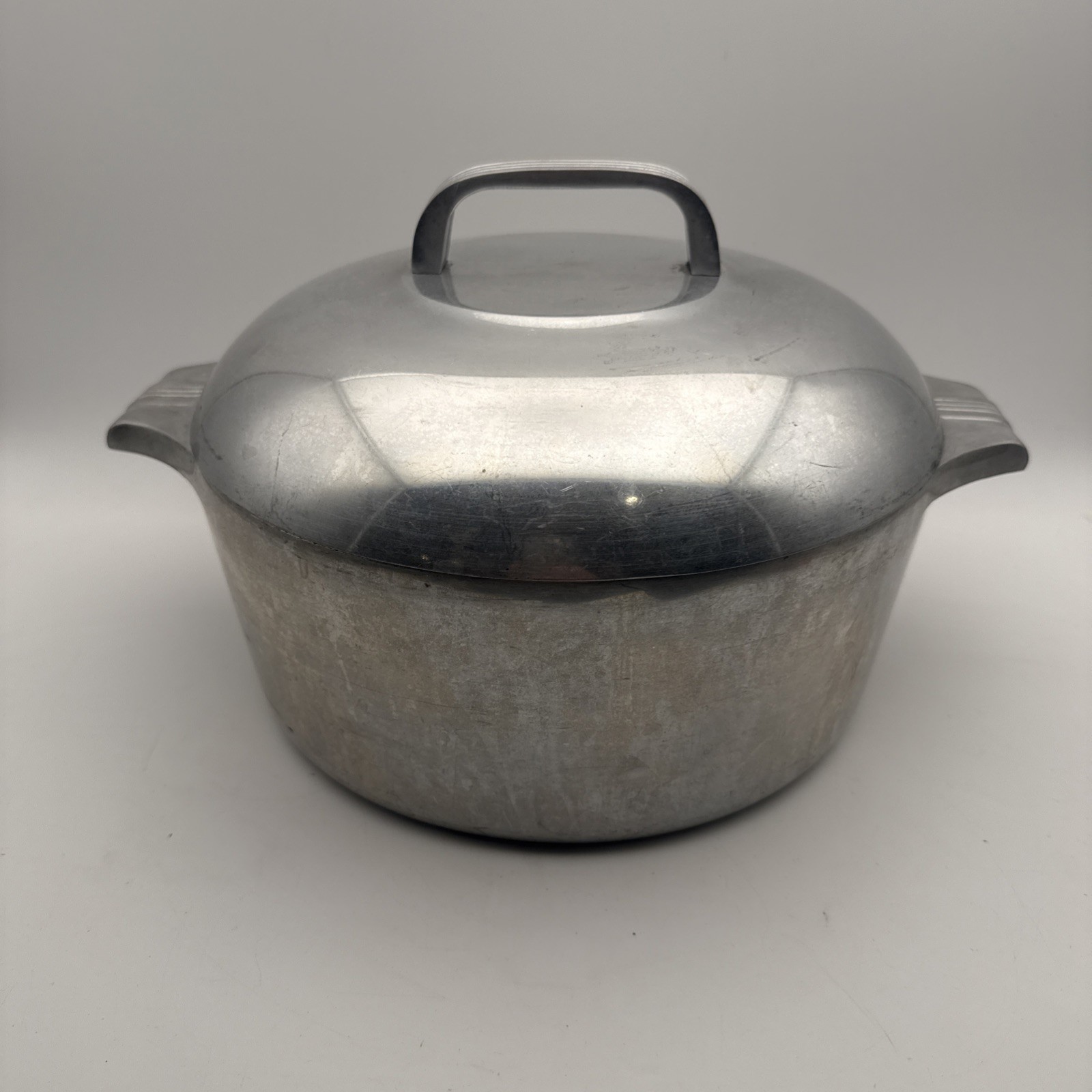 Wagner Ware Sidney O Magnalite Cast Aluminum Pot w/ Lid Dutch oven 4248-M MCM