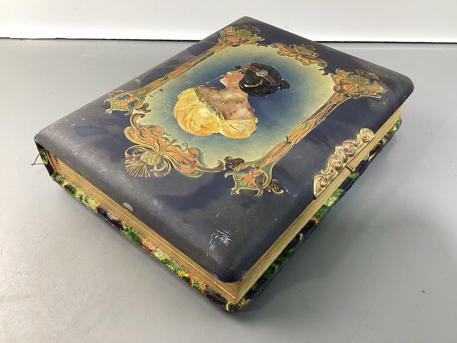 Rare Antique Indian Princess Celluloid & Velvet Photo Album Gilded Edged