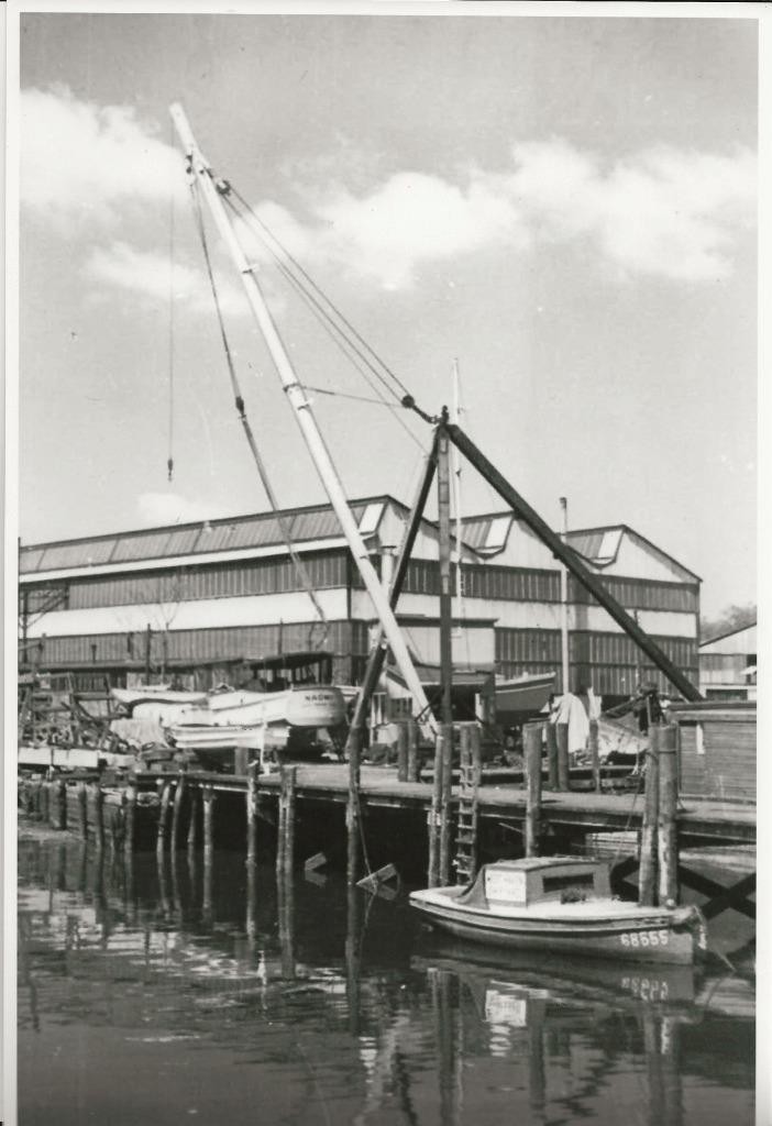 REPRINT-1947 STEELCRAFT (#1) 8 X 12 PHOTO, WATER ST, WEST HAVEN, CONN