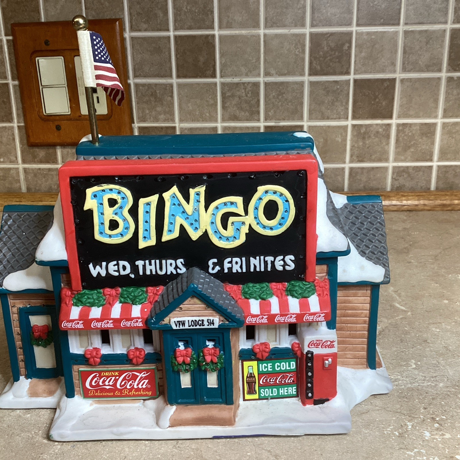 Coca-Cola Town Square Collection VFW Lodge 514 Bingo Hall Christmas Village 2004
