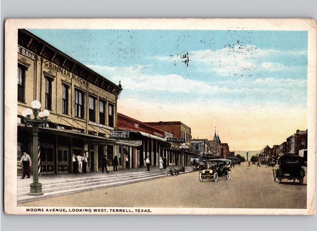 c1913 Moore Avenue Grinnan Block Terrell Texas TX Kaufman County Postcard