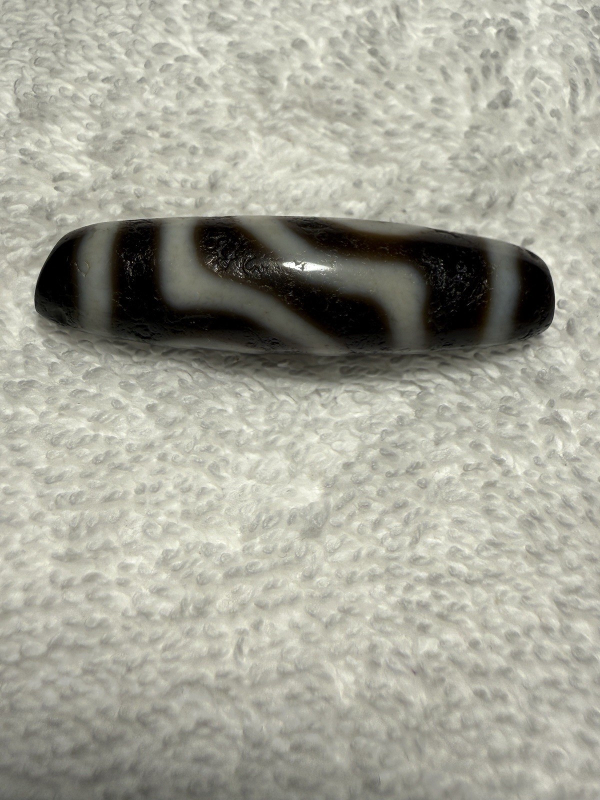Perfectly lined 2 eyed dzi beads of Taiwan also called Shangken.