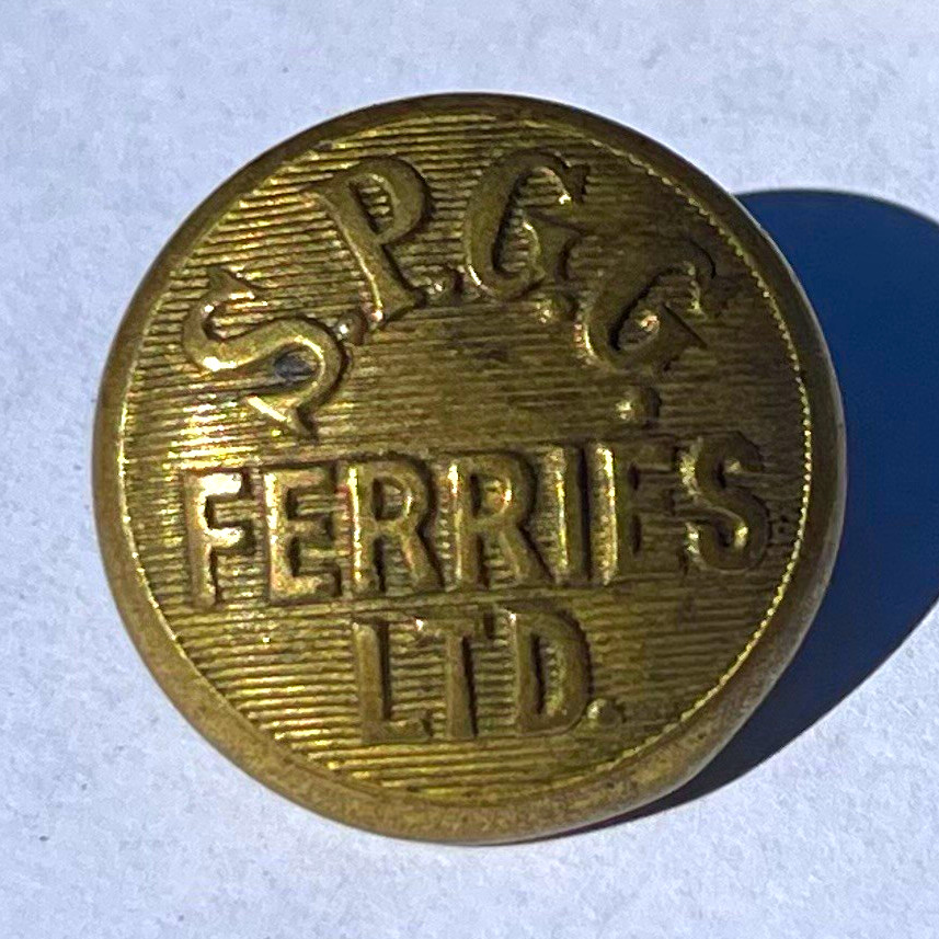SOUTHERN PACIFIC-GOLDEN GATE FERRIES LTD UNIFORM BUTTON San Francisco