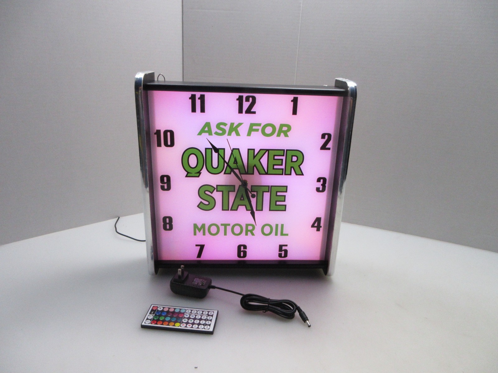 Quaker State Motor Oil LED light up Advertising wall clock Brand New