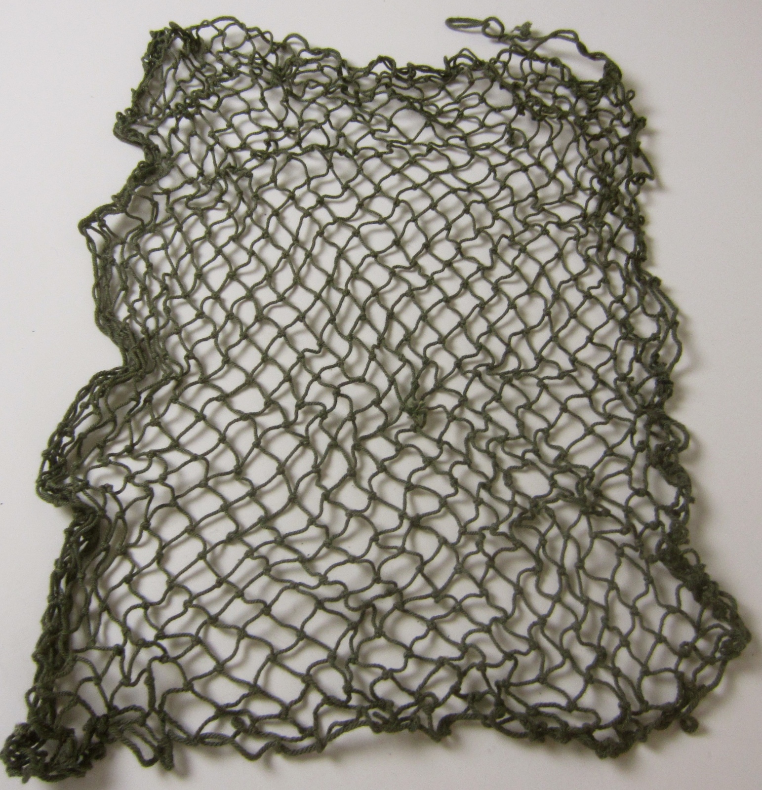  WWII US ARMY OR MARINE INFANTRY & AIRBORNE M1 STEEL HELMET NET -OD 