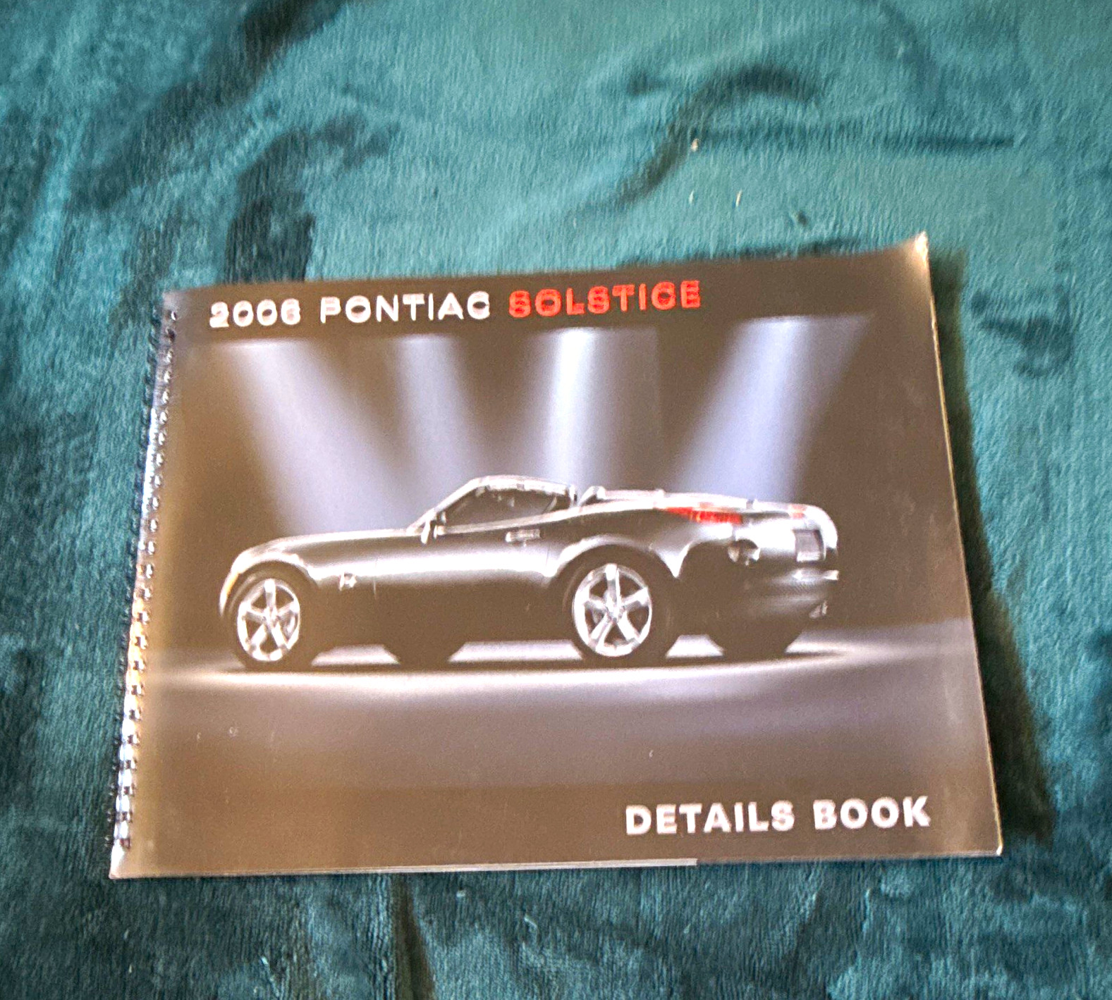 Pontiac Solstice Details Book Brochure Literature