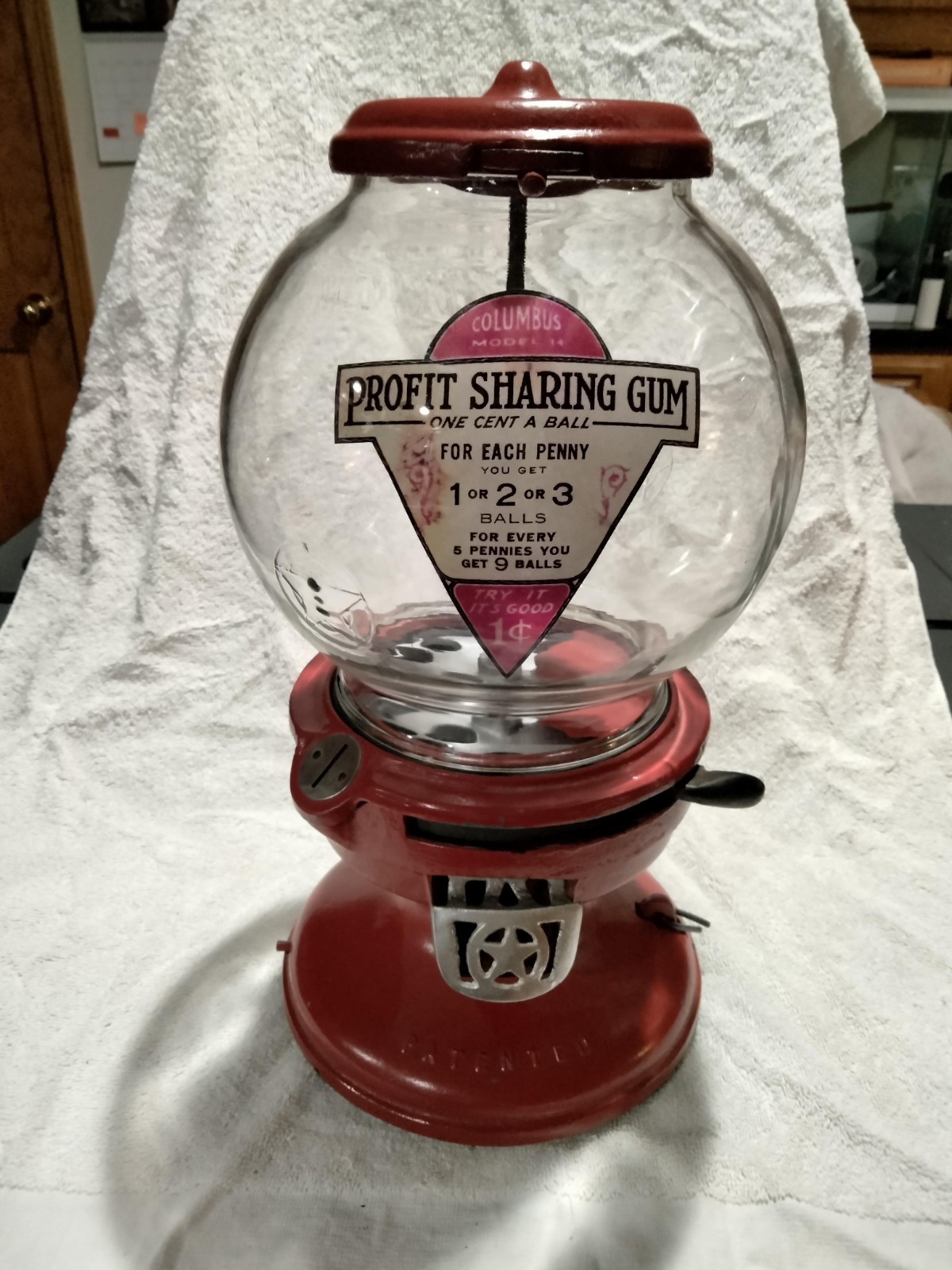 1923 VINTAGE COLUMBUS 14 PROFIT SHARING COIN OP PENNY GUMBALL VENDING MACHINE