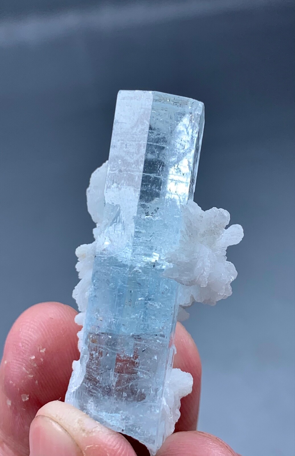 89 Carat Aquamarine Crystal Specimen From Pakistan