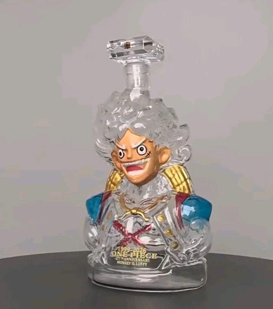 One Peice Luffy Rare Bottle Empty Glass Drink Flask Decanter Alcohol Liquor New