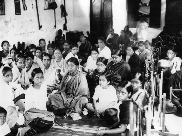 Muthulakshmi Reddi first female MP among young girls who came- 1966 Old Photo
