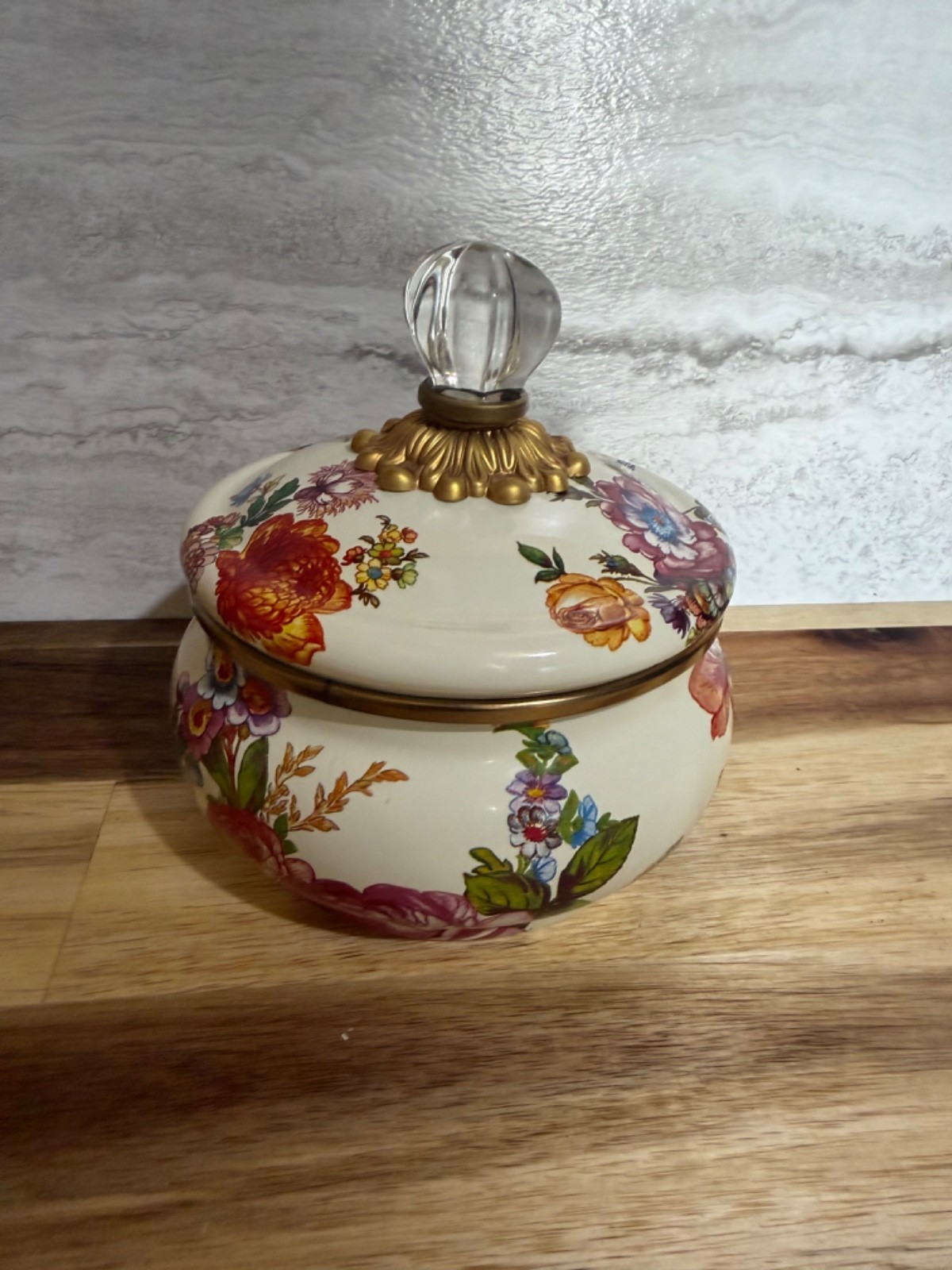 Mackenzie Childs White Flower Market Squashed Pot New