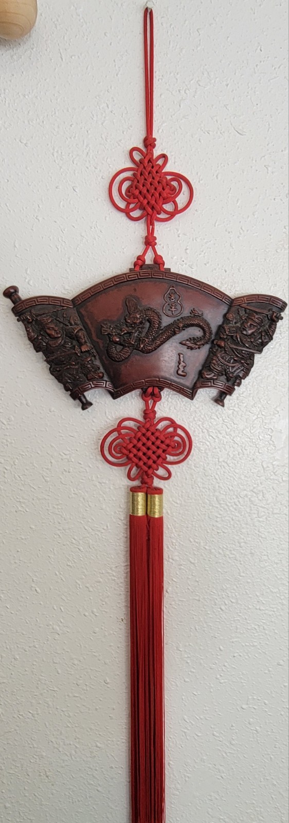 Vintage Chinese Knot red resin Dragon & Warriors Good Luck Hanging Plaque