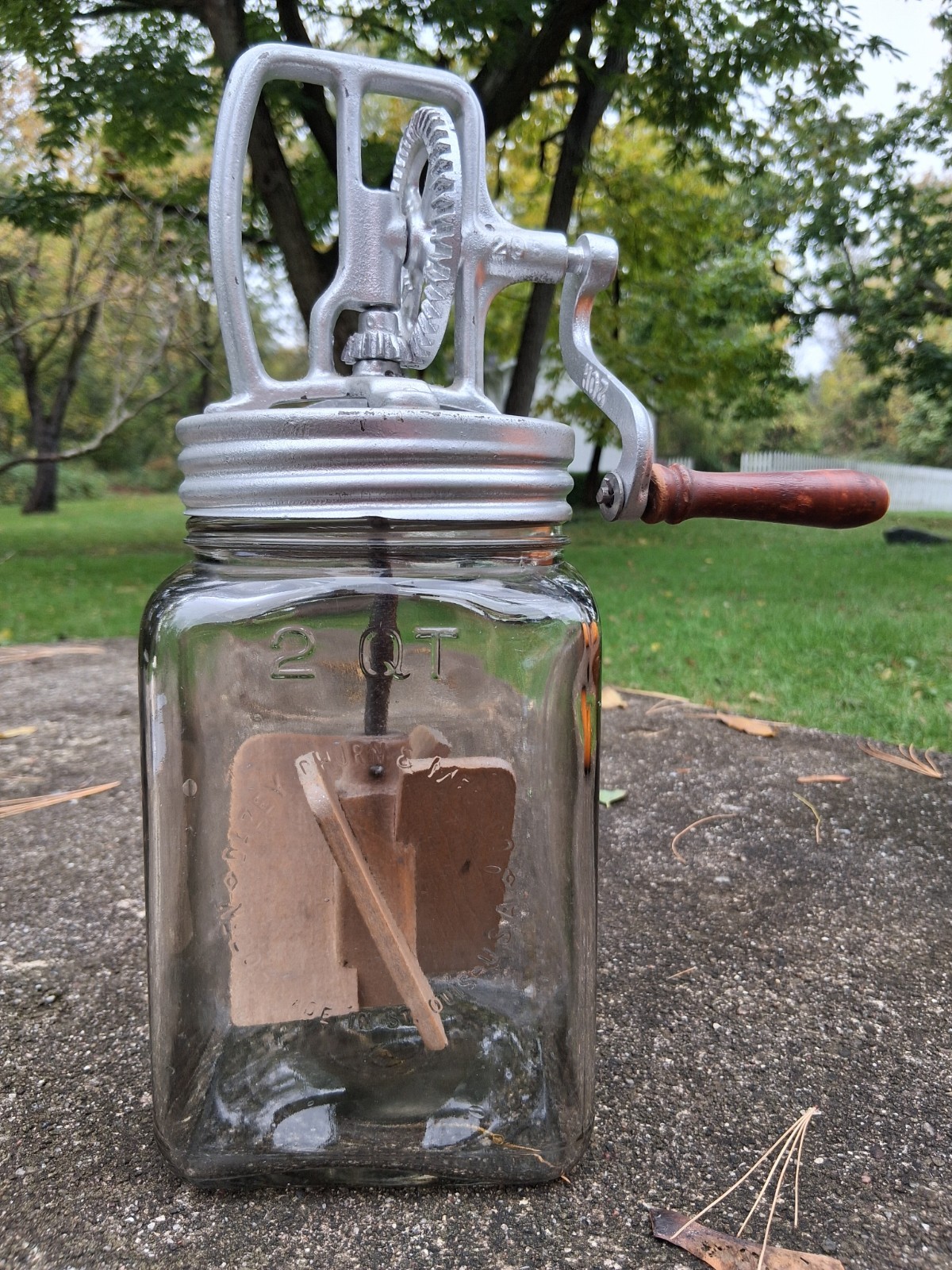 Antique DAZEY No. 20 2 Quart Glass Butter Churn Complete Working Condition
