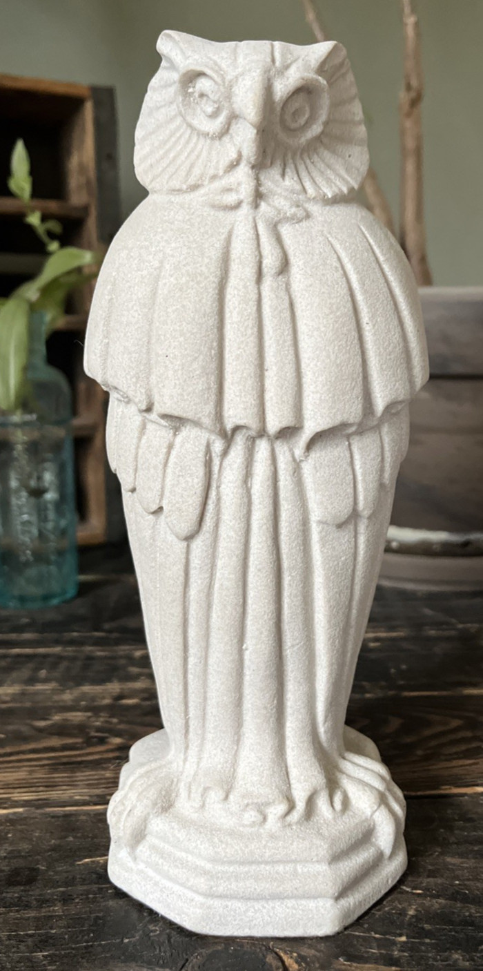 FORDE CRAFTS LTD. HAND CAST STONE YALE OWL MADE IN IRELAND