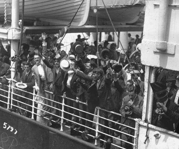 Belgian reservists sailing from New York on the Adriatic 1914 Old Photo