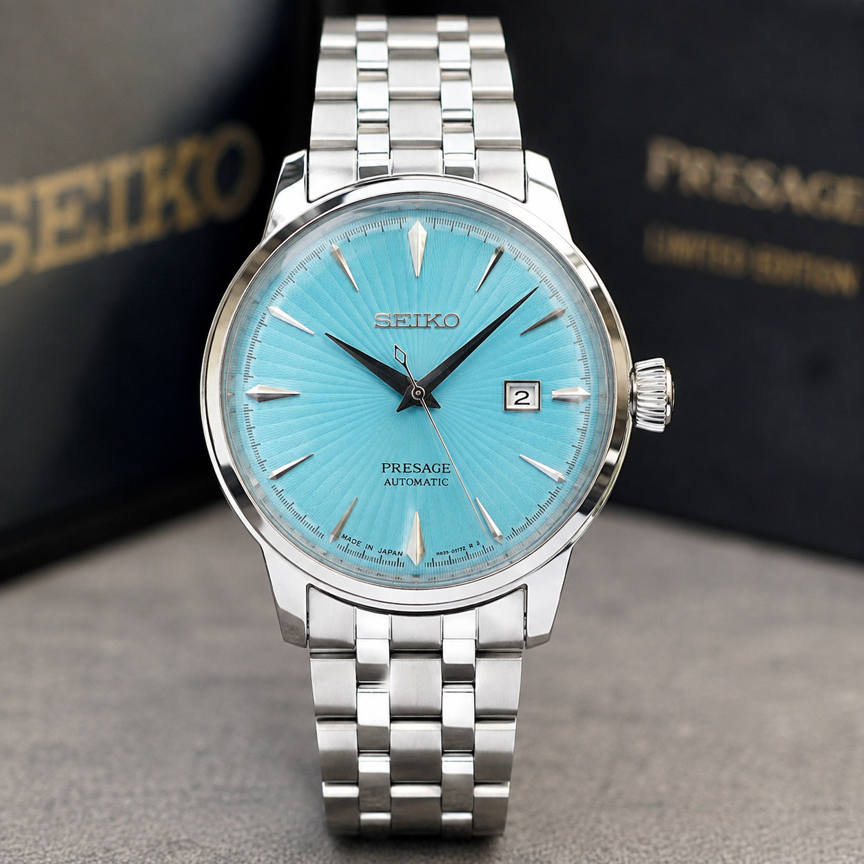 Seiko Men's Automatic Luxury Watch – Turquoise Dial Stainless Steel Bracelet