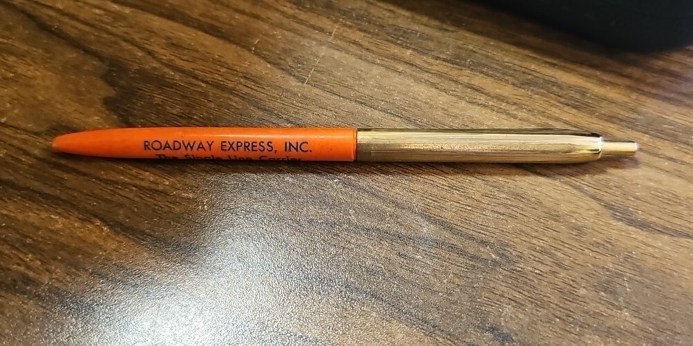 Vintage Rare Advertising Ink Pen Roadway Express Inc.