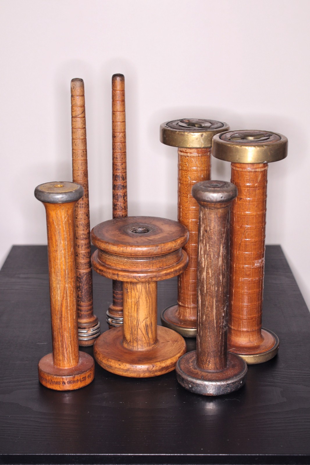 Lot of 8 Mixed Vintage Antique Wooden Textile Mill Bobbins Spools 4.5-10\