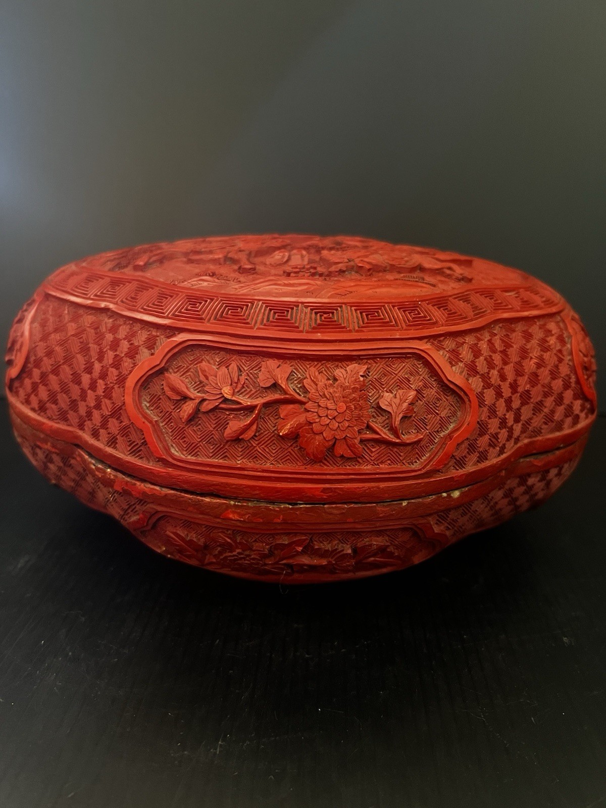 Vintage Chinese Cinnabar Lacquer Quatrefoil Box with Figural Scene 4” High