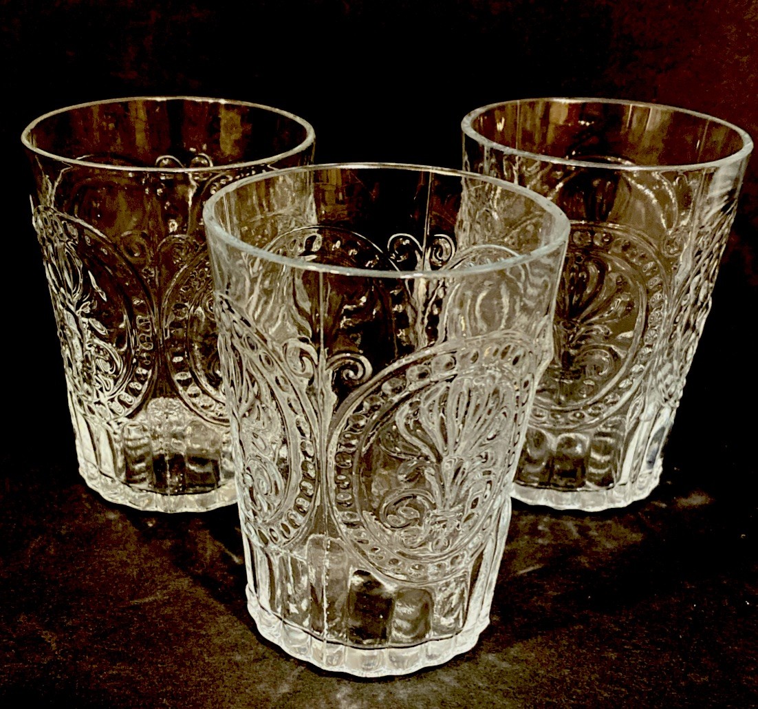 Anthropology Fleur-De-Lys Clear Juice 3 Glasses 6oz VTG Boho Pressed Glass 