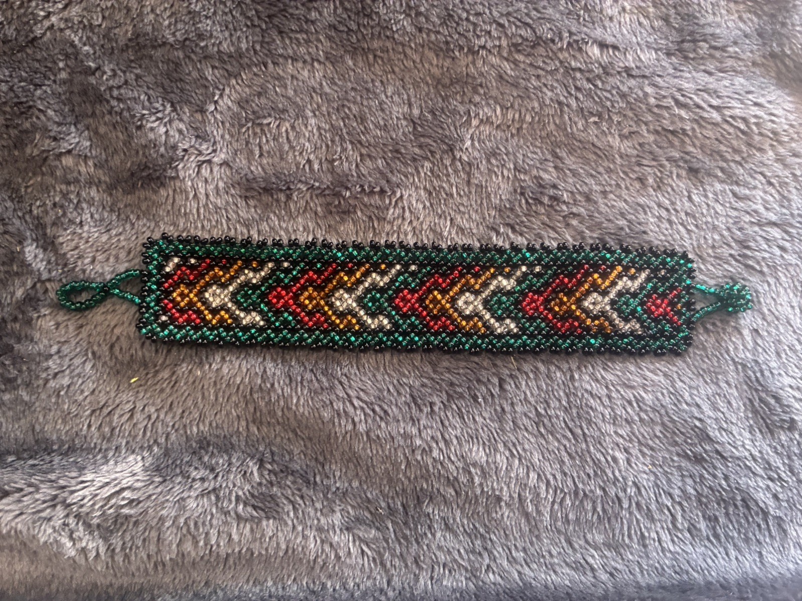 Vintage Hand Made Navajo Style Seed Glass Bead Bracelet  Native American Rare