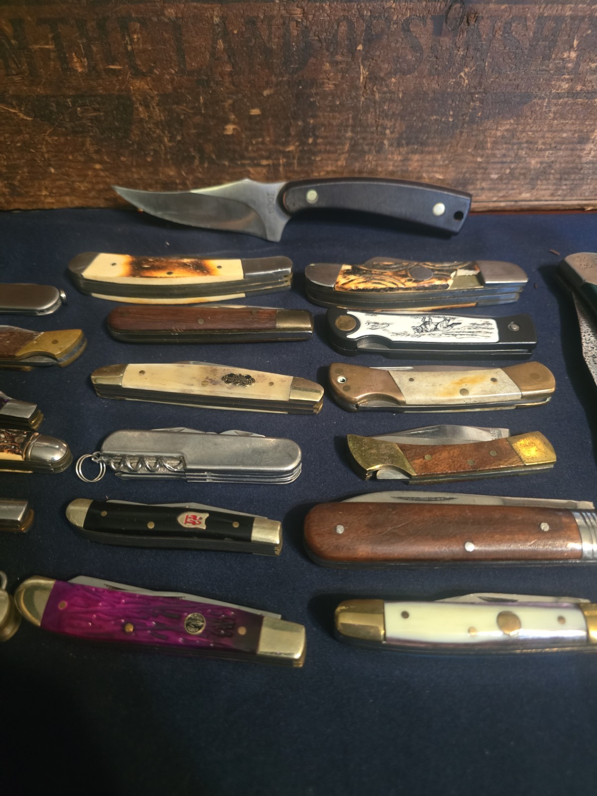 Vintage Pocket Knife Lot 21 Primble Rough Rider Schrade 152 Kissing Crane 