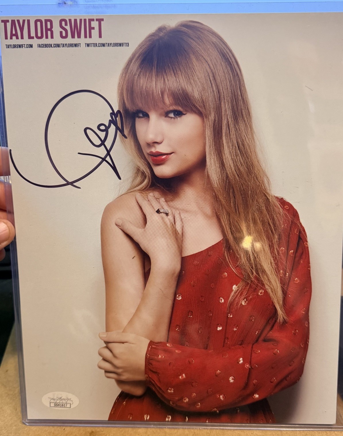 Taylor Swift Signed Autograph 8x10 Photo RED Era 2012 JSA COA Original