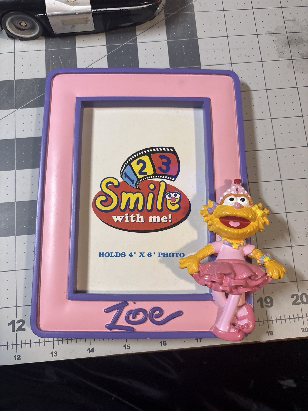 Vintage Zoe Zoey Sesame Street Frame (5x7 Picture) - Good Condition