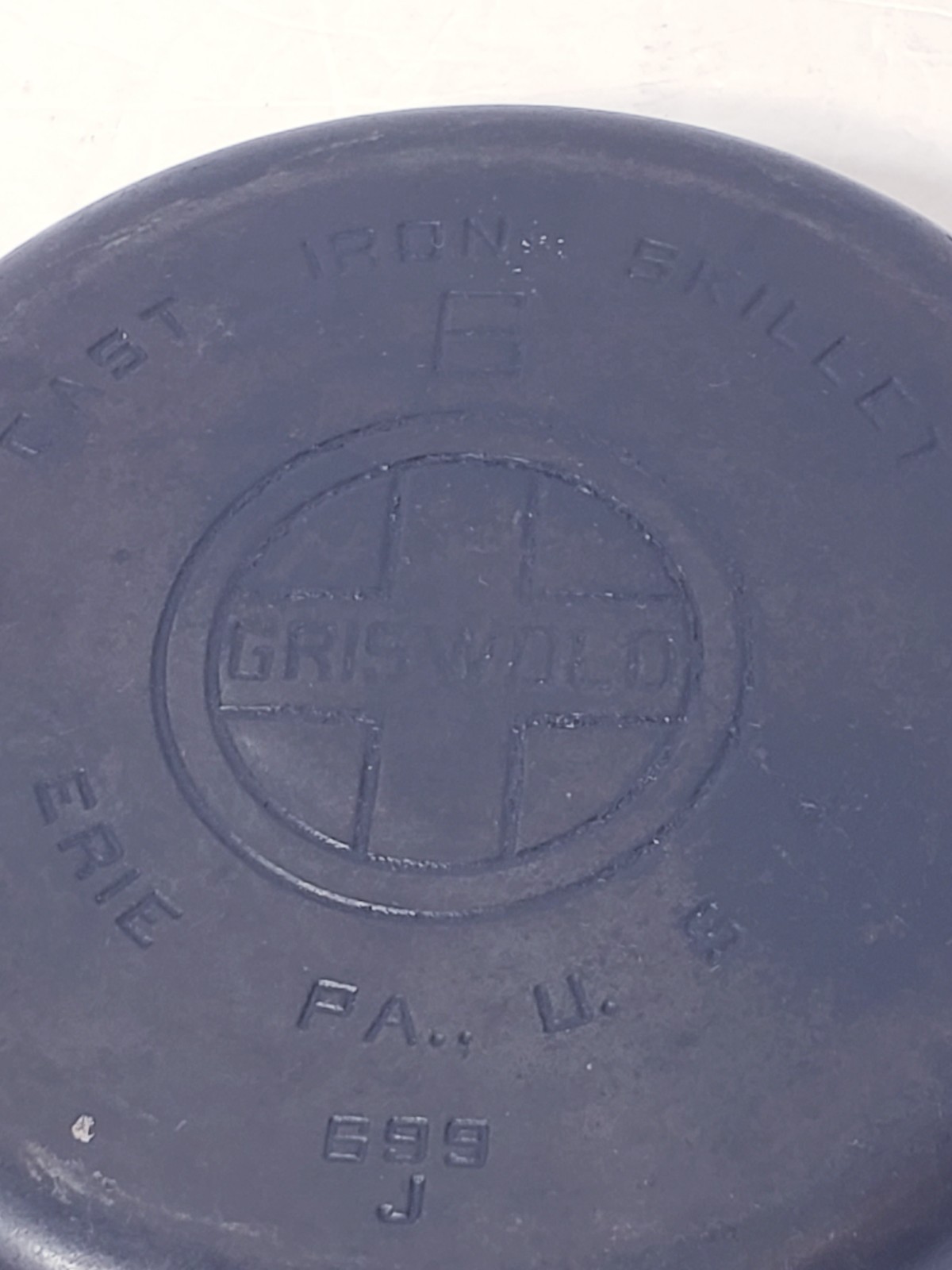 Vintage Griswold #6 Large Block Logo 8” Cast Iron Skillet 699J
