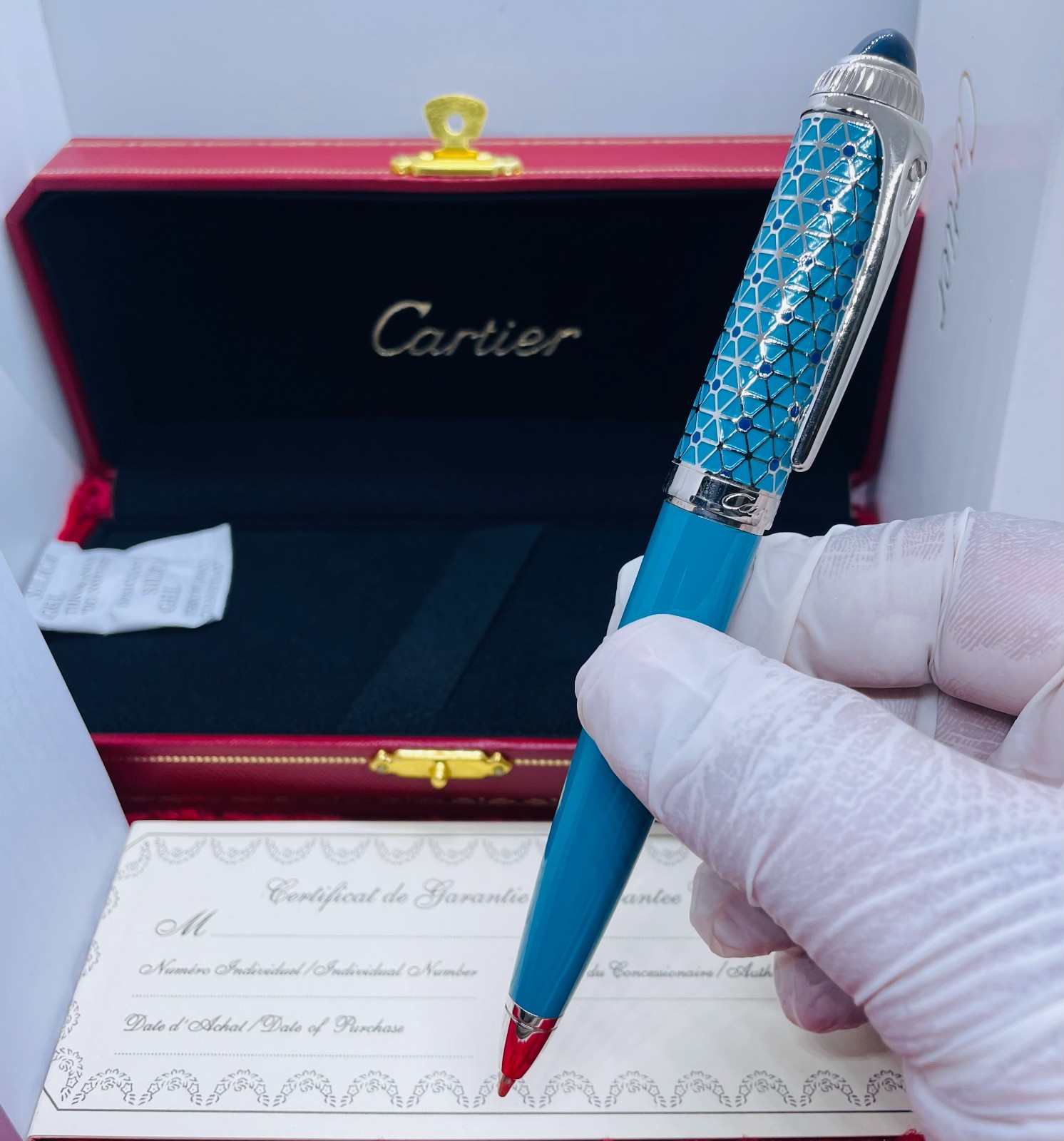 Beautiful Desined Cartier R de Ballpoint pen with Box