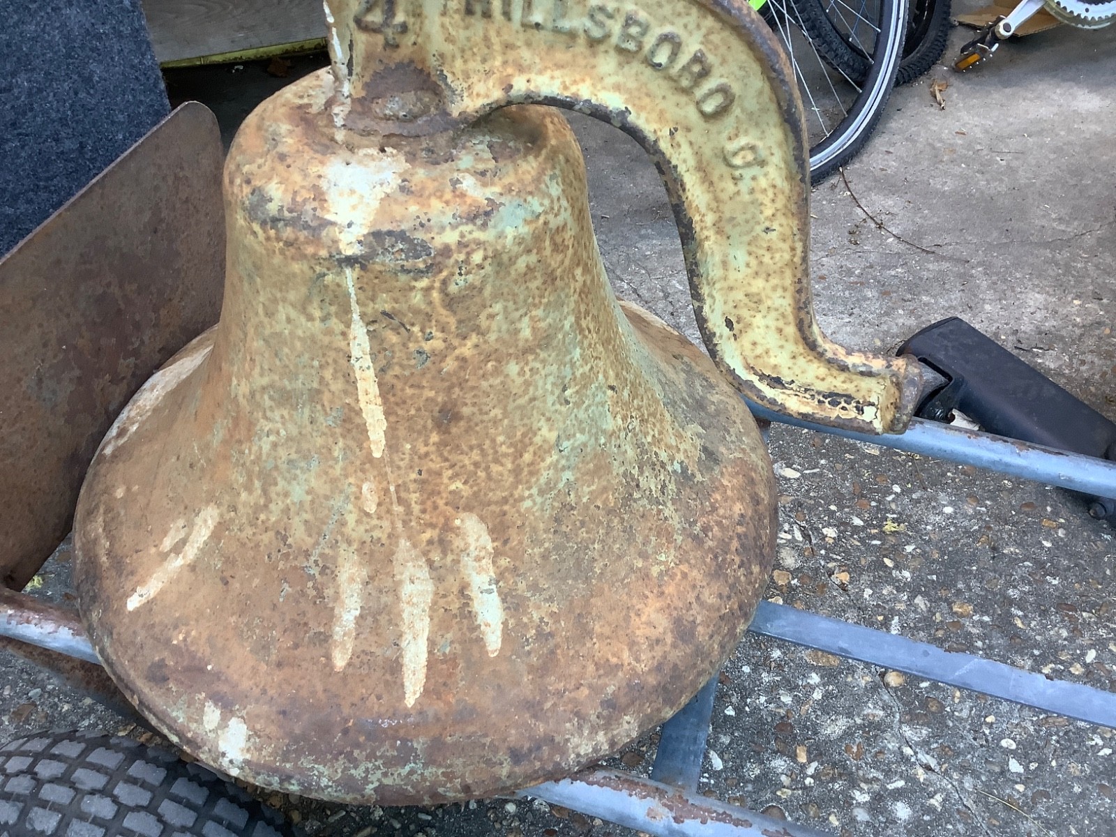 VINTAGE C.S. HILLSBORO BELL COMPANY, #4 YOKE, 1886