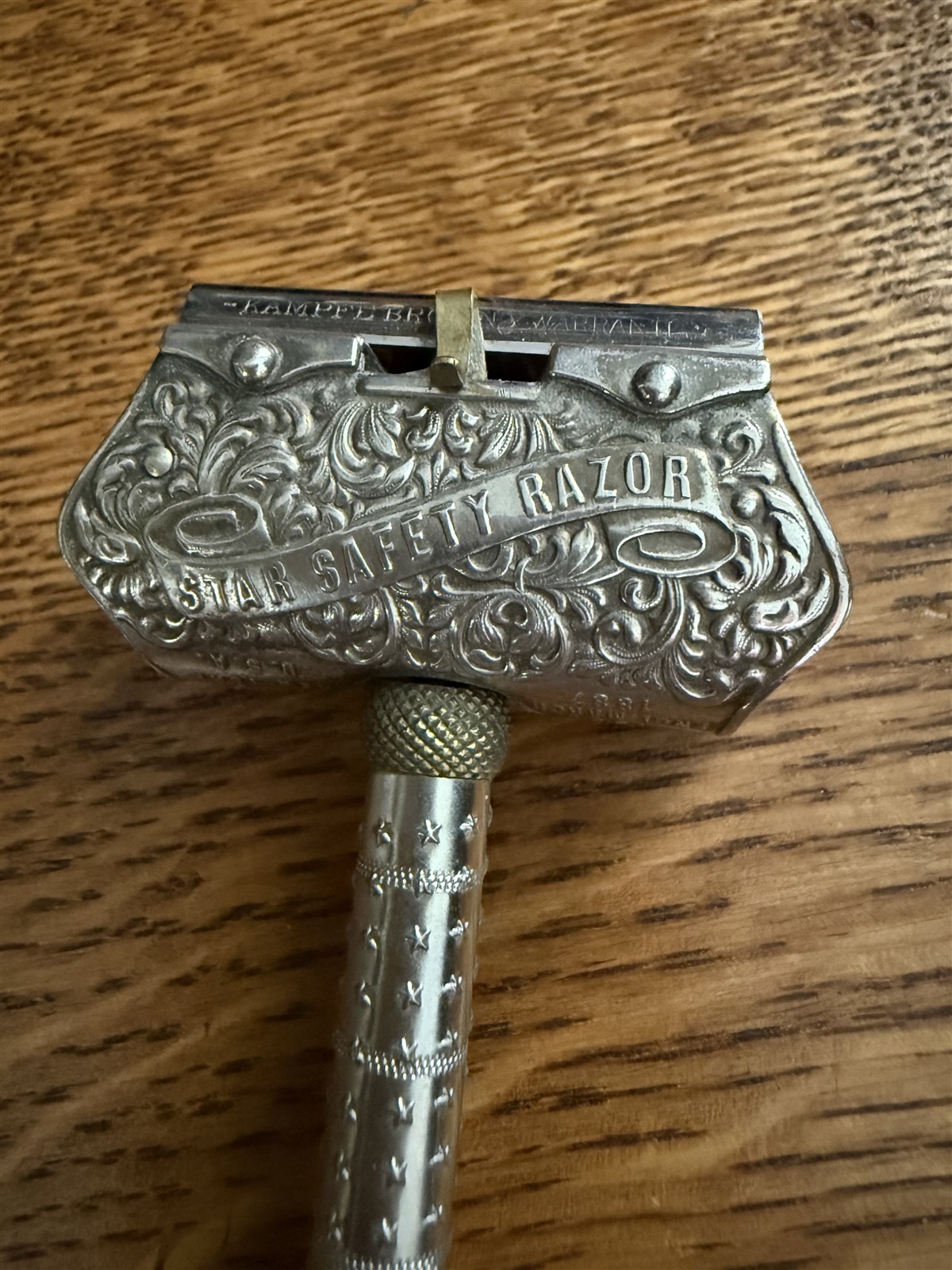 ANTIQUE VICTORIAN DESIGN STAR SAFETY RAZOR BARBER SHOP SHAVING TOOL WEDGE BLADE 