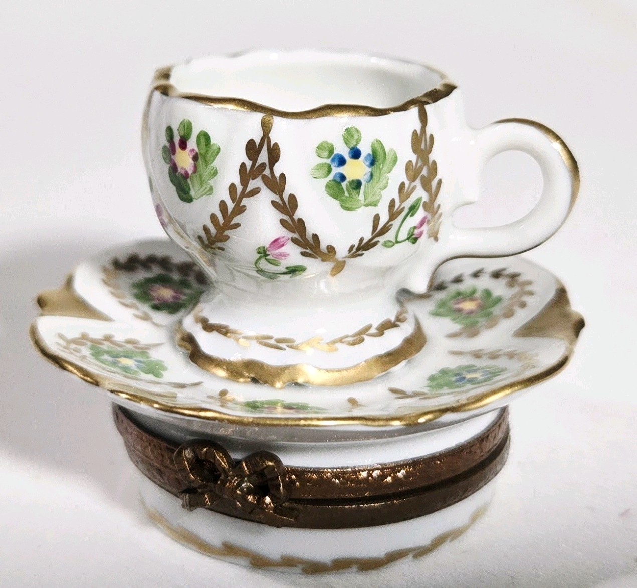 MINT RARE VTG Limoges Trinket Box TEACUP AND SAUCER  by a Private ATELIER