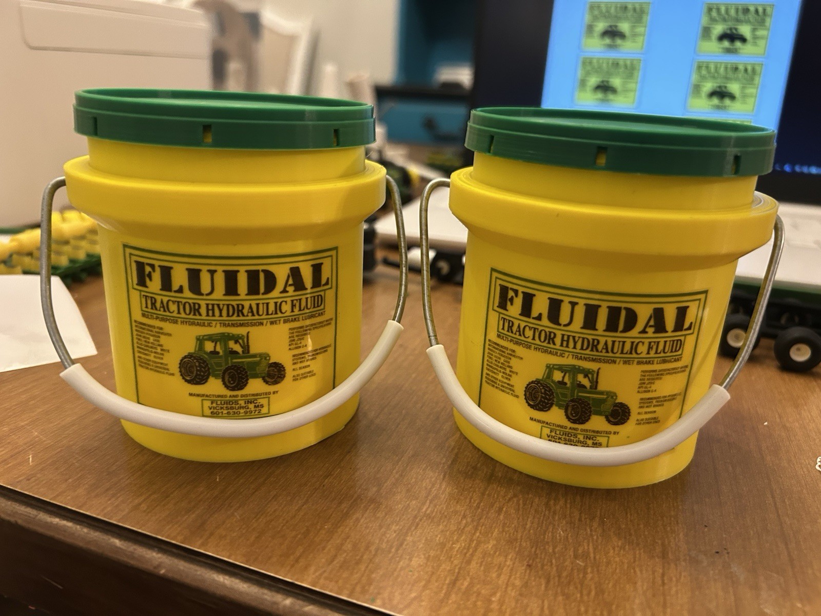 3d Printed Mini Farm 5 Gallon Bucket Of Hydraulic Fluid