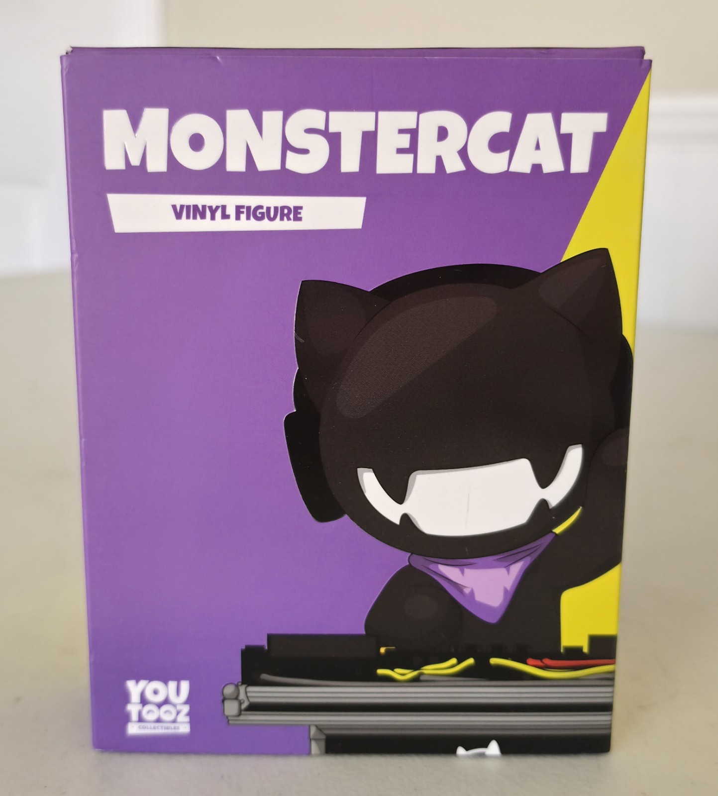 Youtooz #5 Monstercat Vinyl Figure Music Collection UNUSED CODE + PROTECTOR