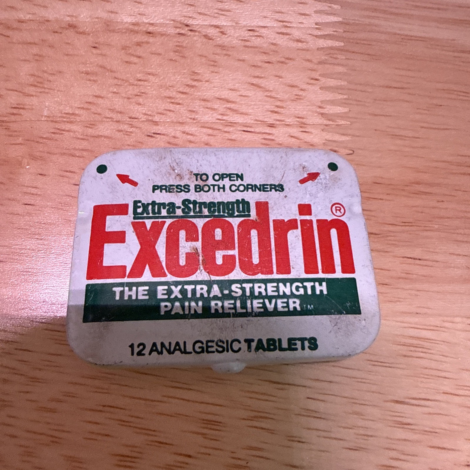 Vintage EXCEDRIN Extra Strength  PAIN RELIEVER Mini Tin  12 count Empty 1972