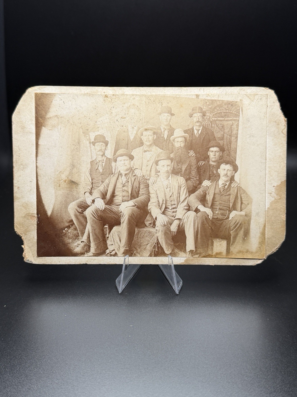 ANTIQUE LATE 1800's CABINET PHOTO - UNIDENTIFIED GROUP OF TEN (10) MEN POSING