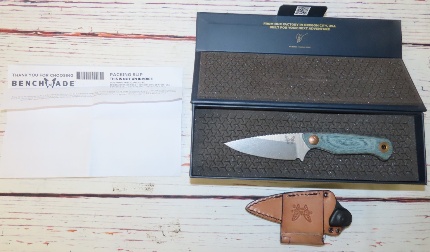 NEW OPEN BOX Benchmade Dacian Blue Denim Micarta Handle w/Leather sheath 203-04