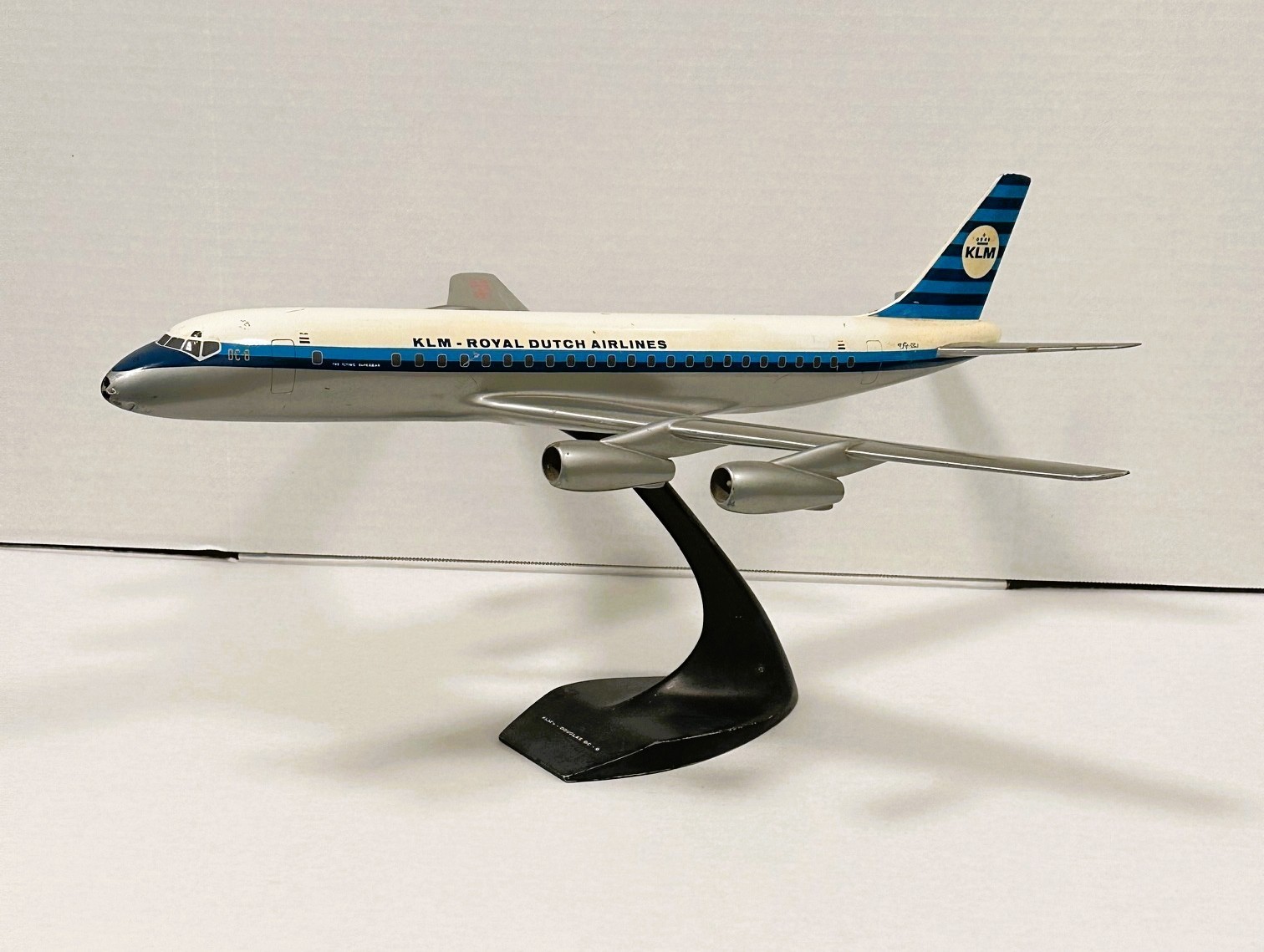 Vintage Matthys M. Verkuyl KLM Douglas DC-8-50 PH-DCJ Metal Model 1/100 Airplane