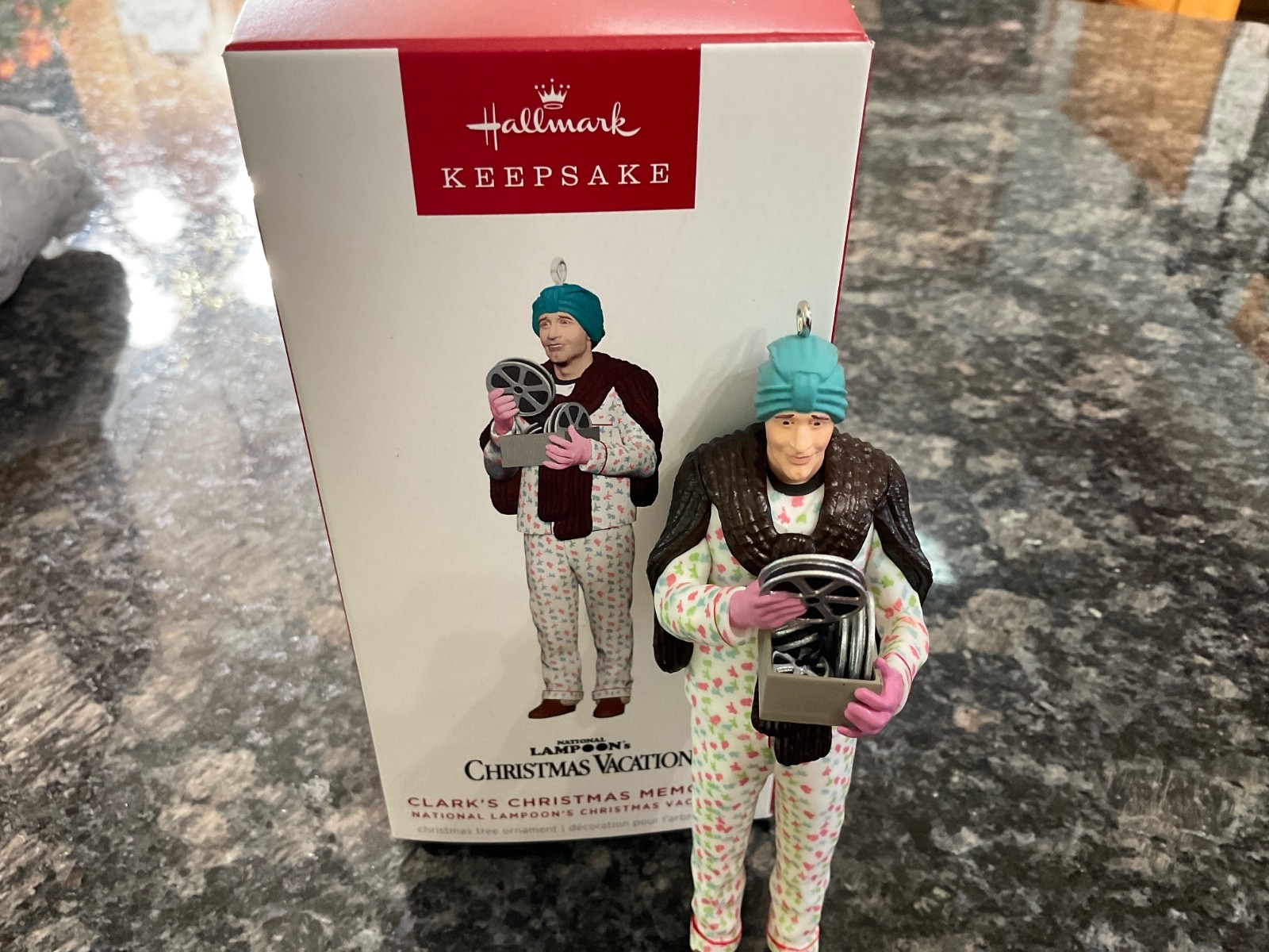 Hallmark Keepsake - Clark's Christmas Memories - 2025 **NEW / **