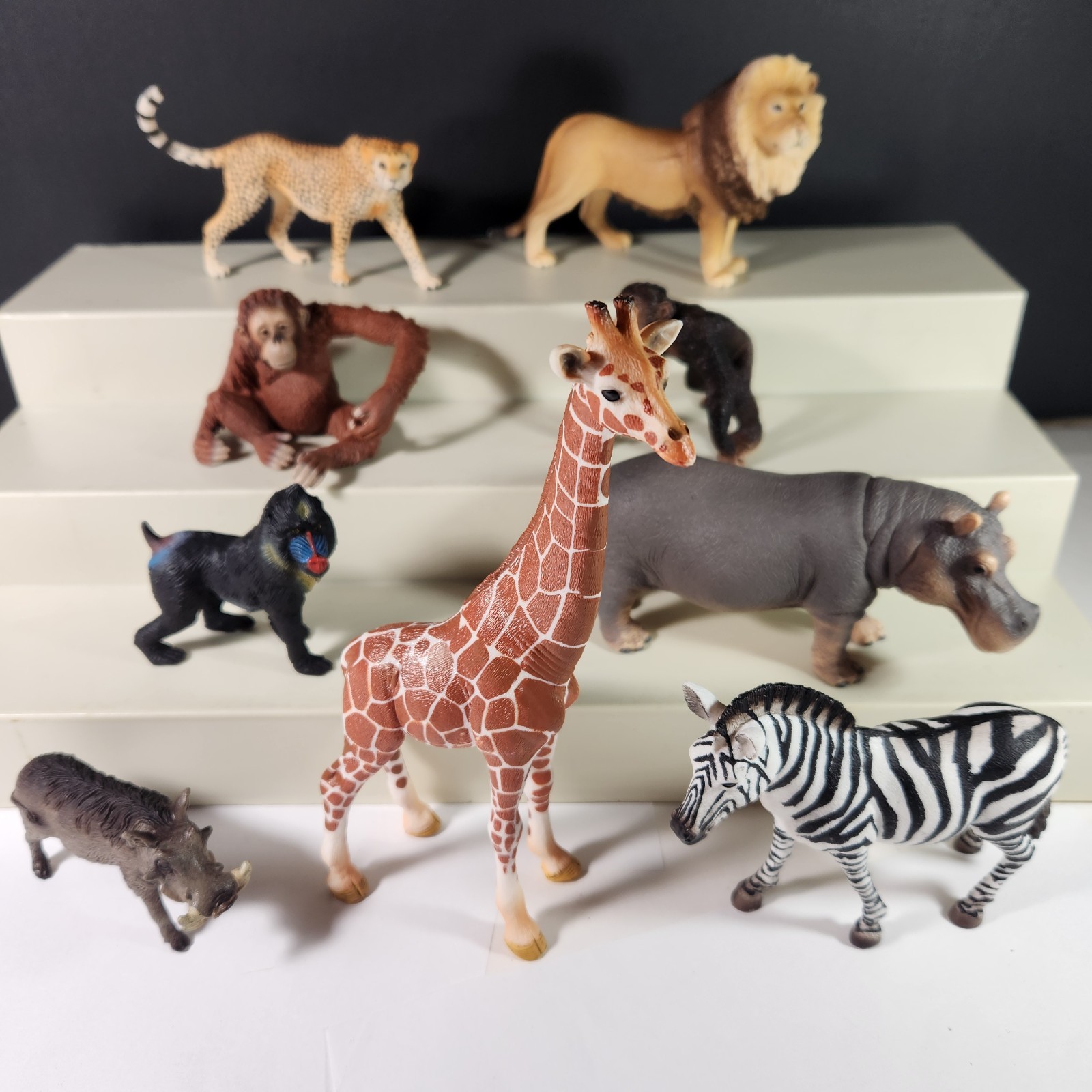 Schleich Wildlife animals Lot of 9 Lion Giraffe Zebra Hippo Cheetah Primates Hog Schleich Wildlife animals Lot of 9 Lion Giraffe Zebra Hippo Cheetah Primates Hog