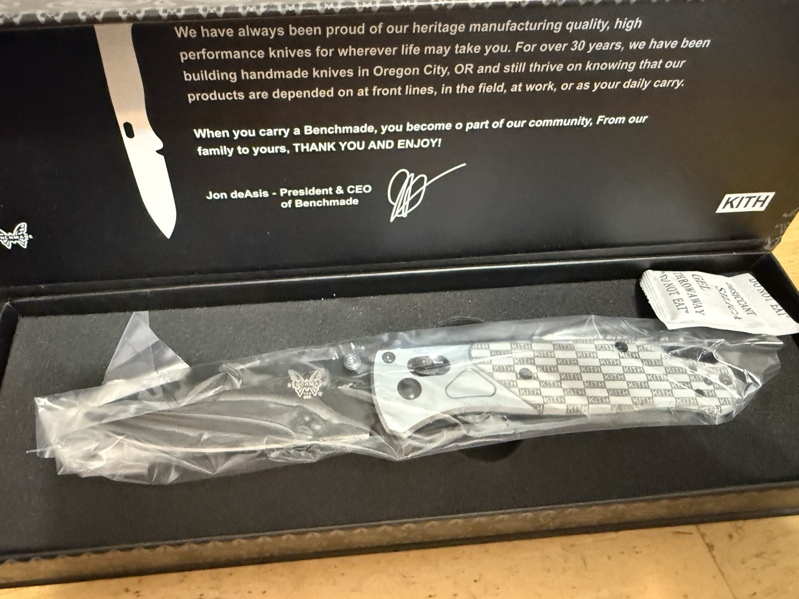 KITH x Benchmade Bugout 535 M390 Limited Edition Knife w/ Original Box NEW RARE